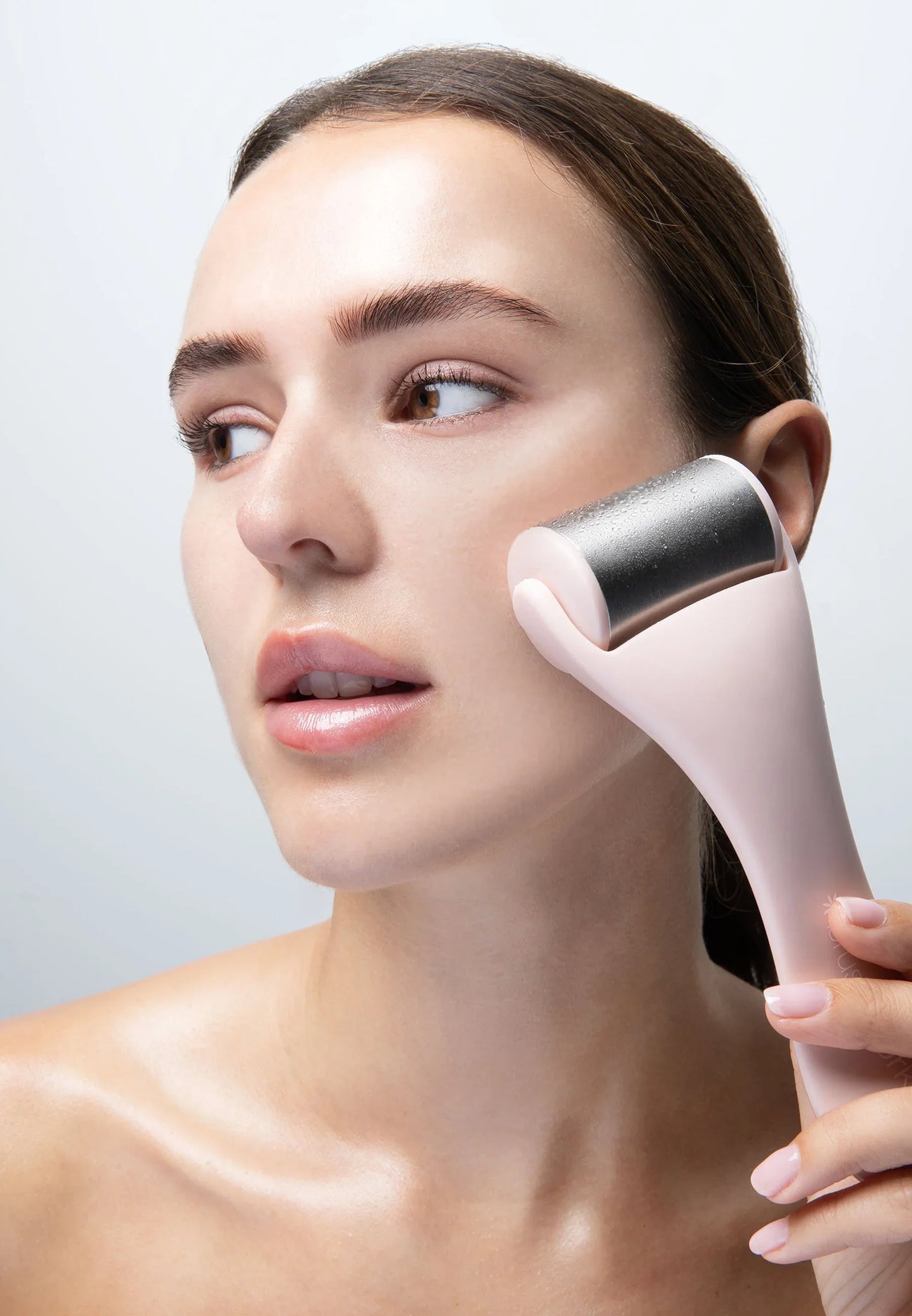 Rouleau de Glace pour Visage - Ice Roller Anti-Poches et Raffermissant